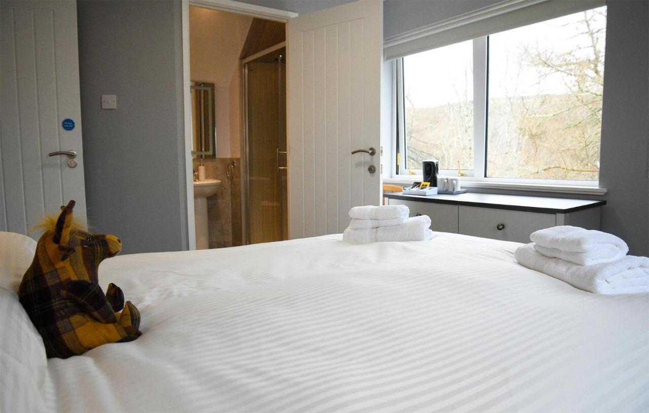 5 Glenconon Bed And Breakfast Уиг Экстерьер фото