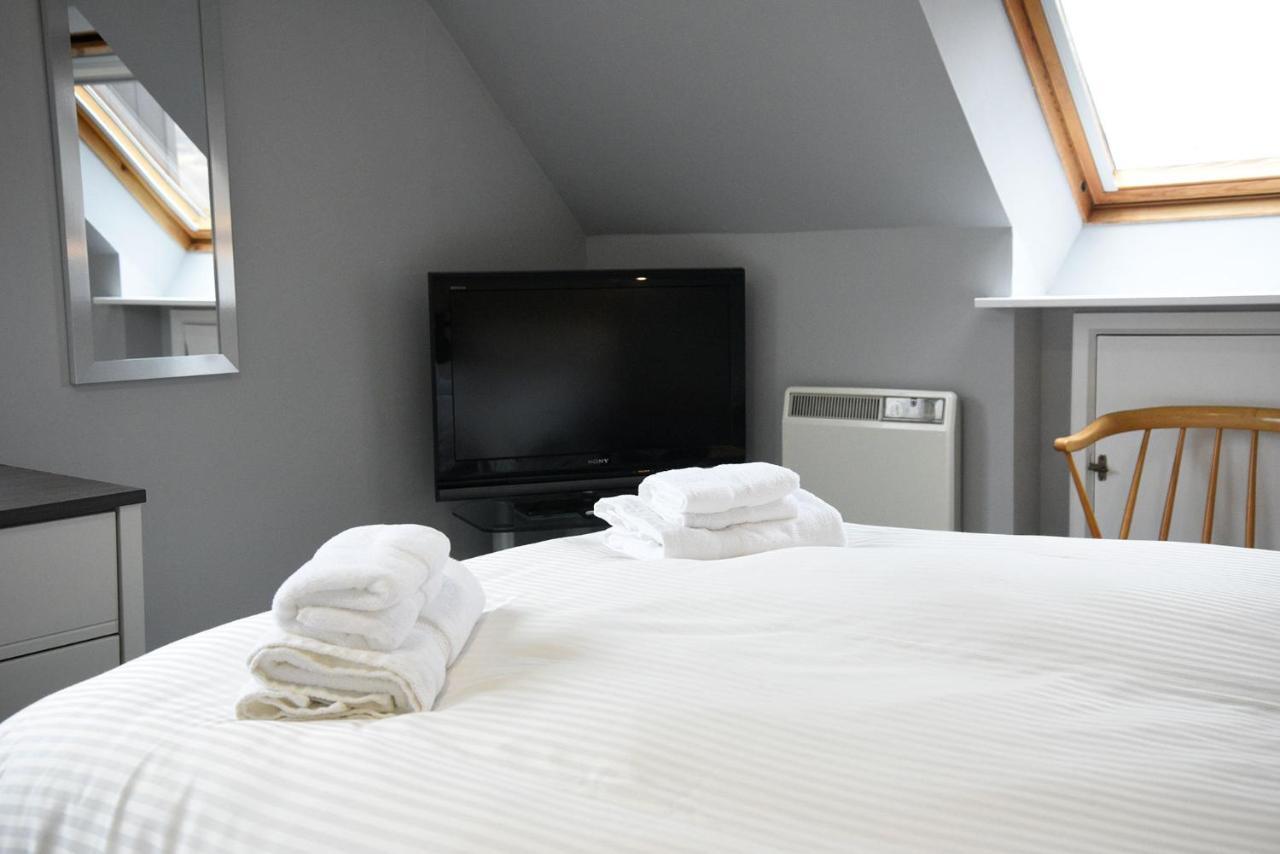5 Glenconon Bed And Breakfast Уиг Экстерьер фото