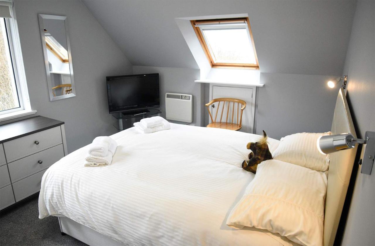 5 Glenconon Bed And Breakfast Уиг Экстерьер фото
