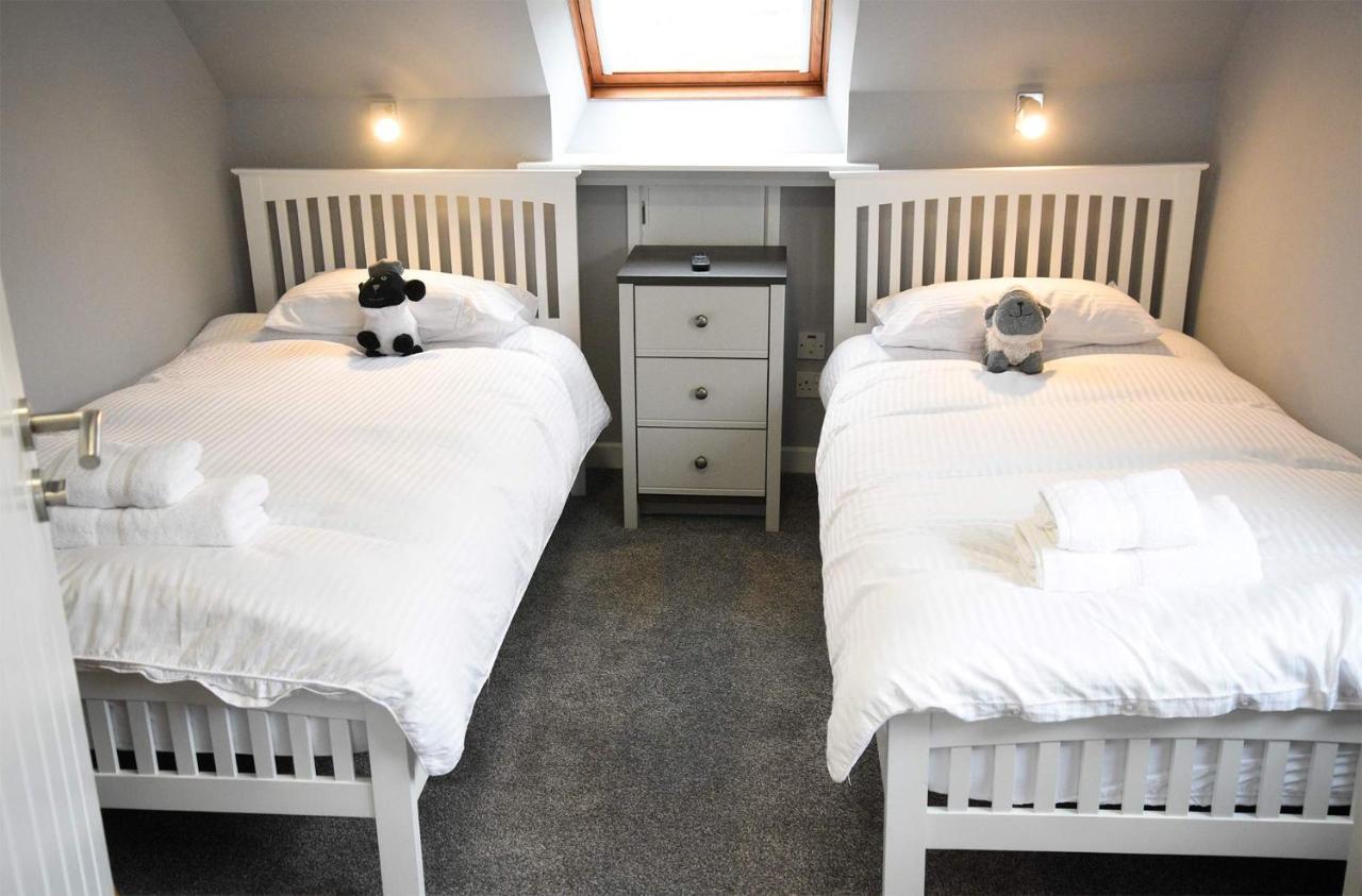 5 Glenconon Bed And Breakfast Уиг Экстерьер фото