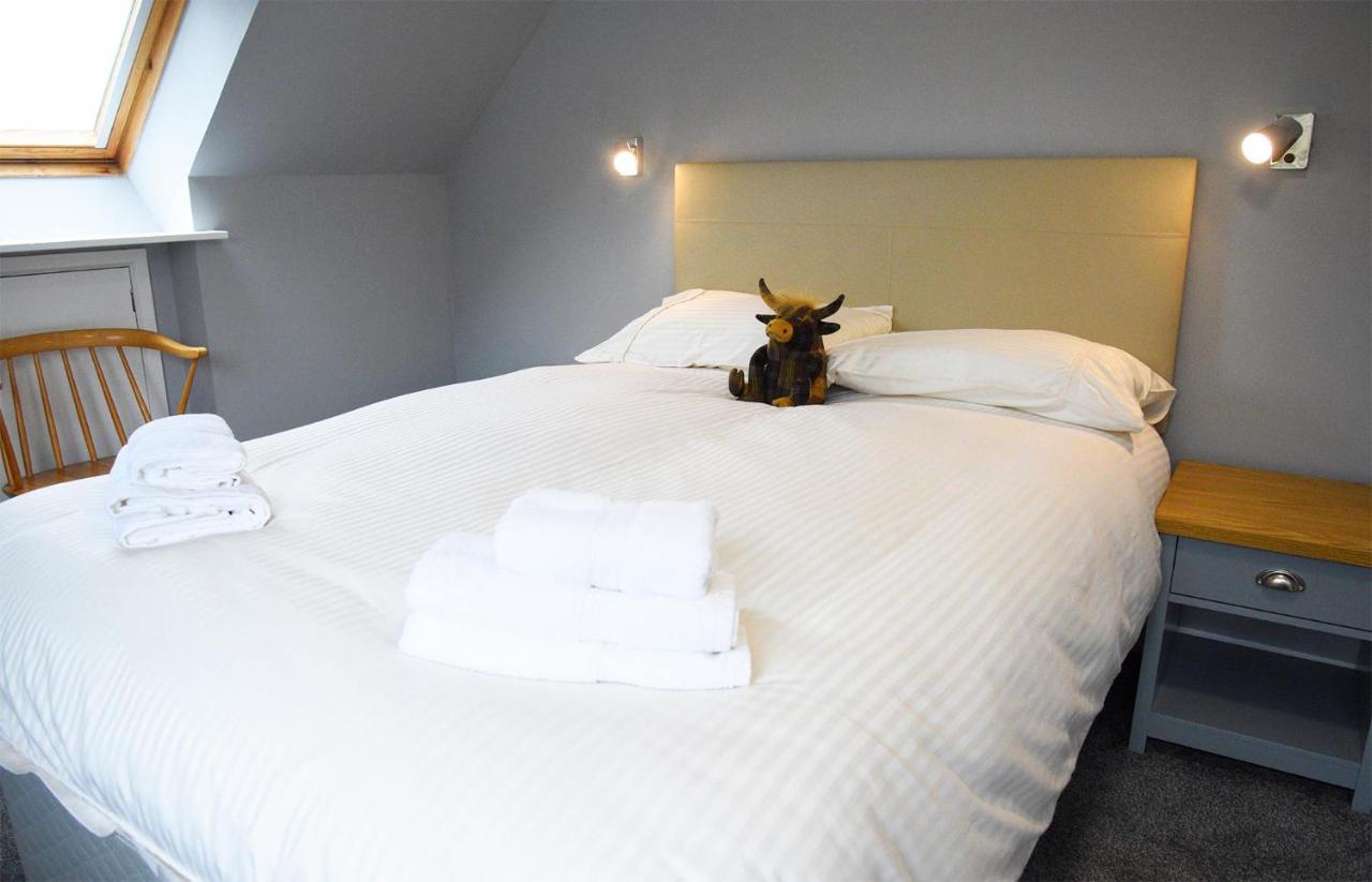 5 Glenconon Bed And Breakfast Уиг Экстерьер фото