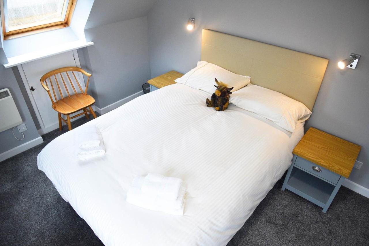 5 Glenconon Bed And Breakfast Уиг Экстерьер фото