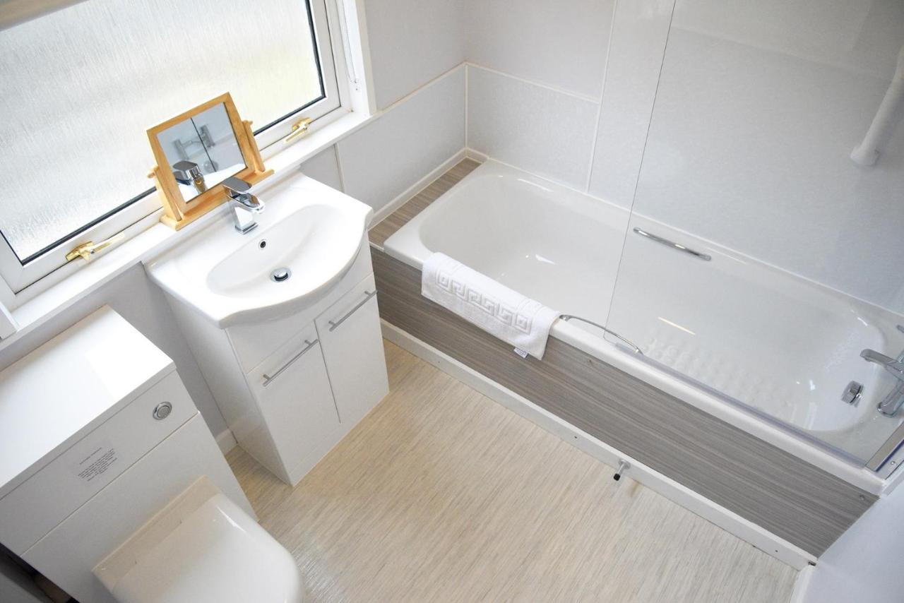5 Glenconon Bed And Breakfast Уиг Экстерьер фото