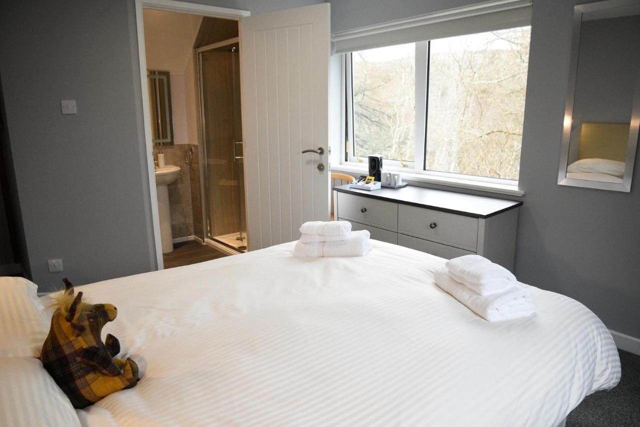 5 Glenconon Bed And Breakfast Уиг Экстерьер фото