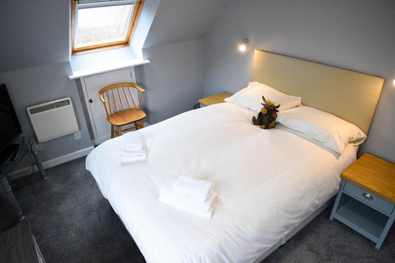 5 Glenconon Bed And Breakfast Уиг Экстерьер фото