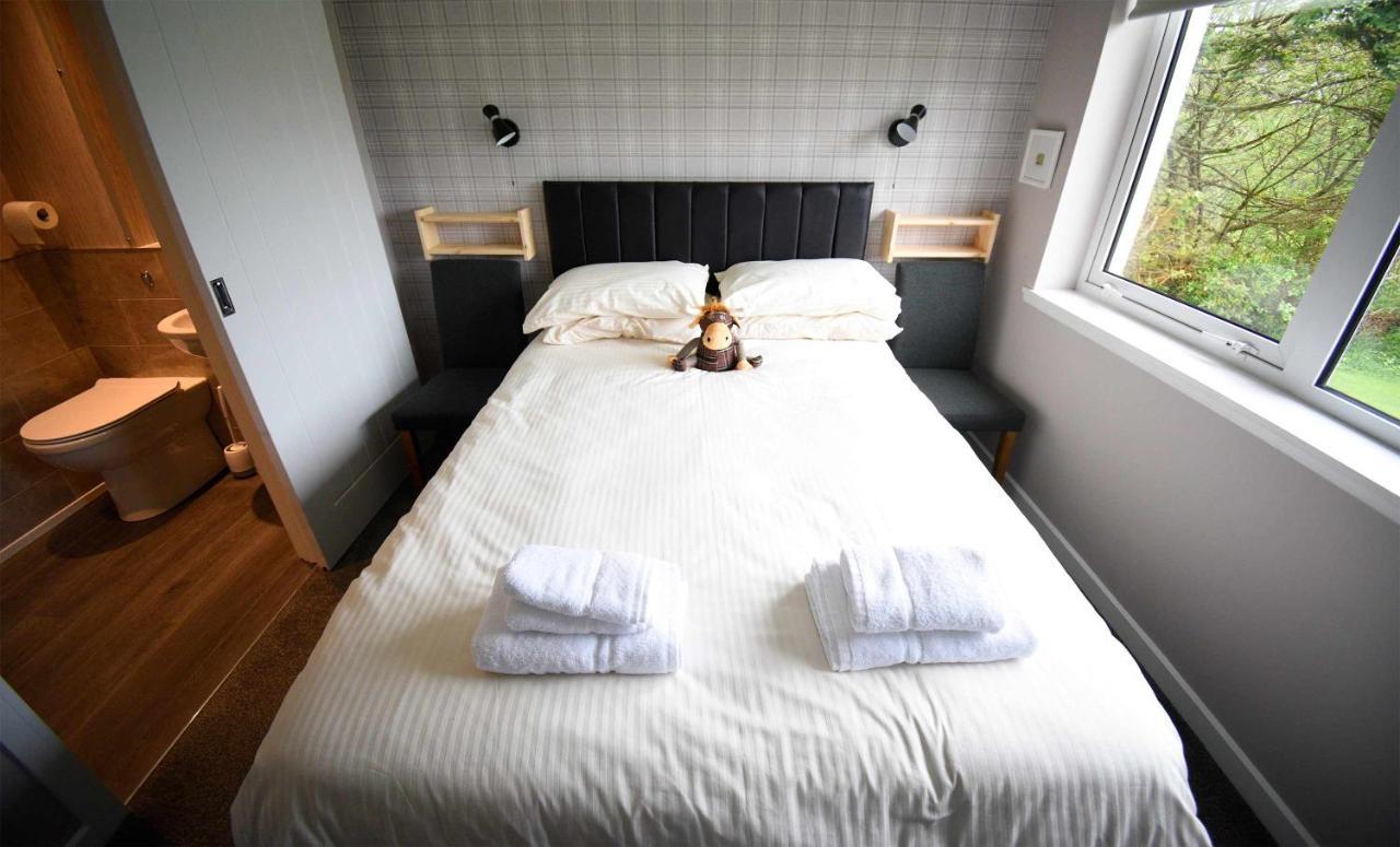5 Glenconon Bed And Breakfast Уиг Экстерьер фото